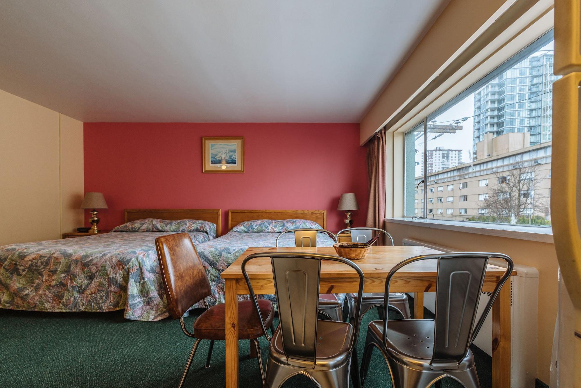 English Bay Hotel Ванкувер Экстерьер фото